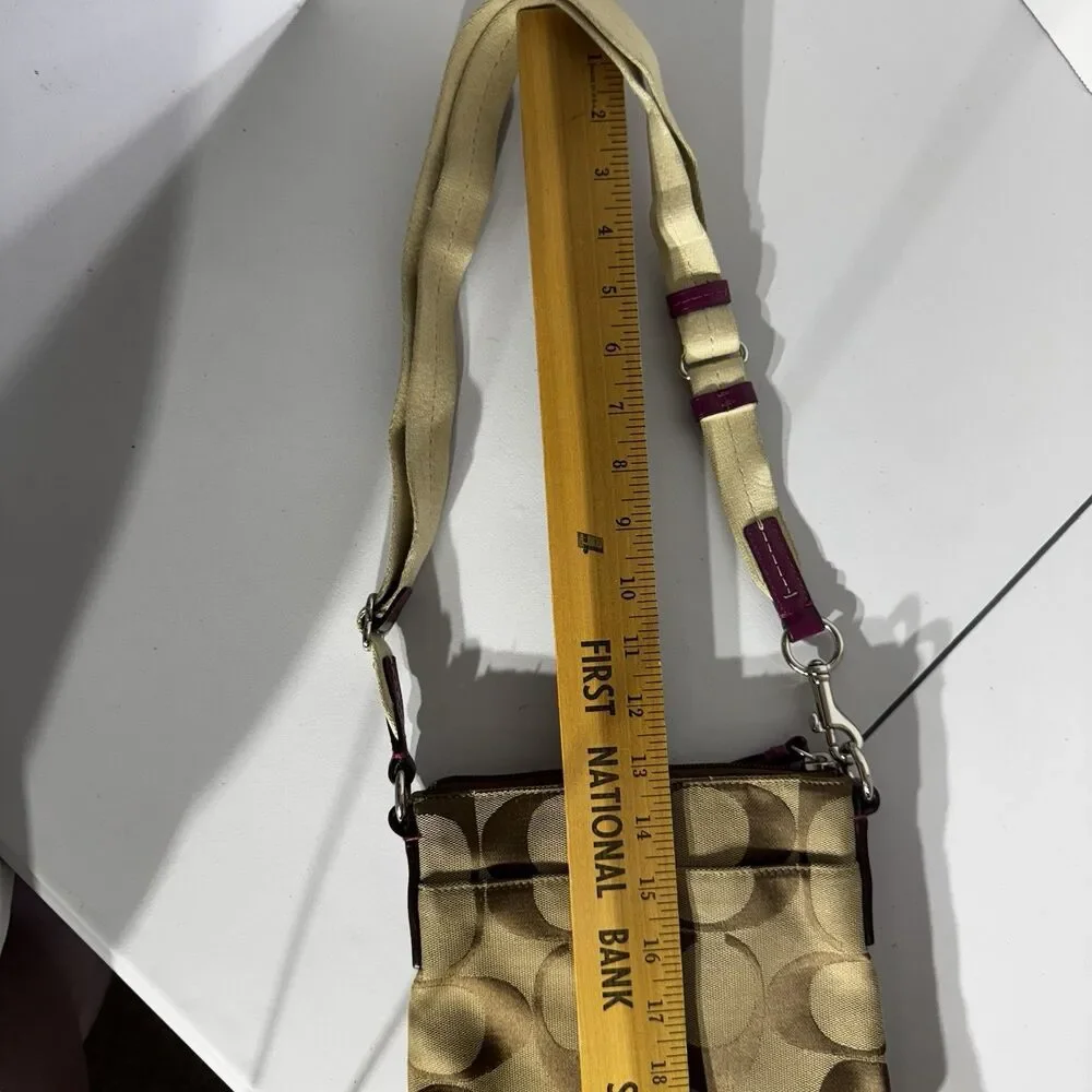 Coach Signature Stripe Shoulder Bag‎ Crossbody Swingpack Berry
